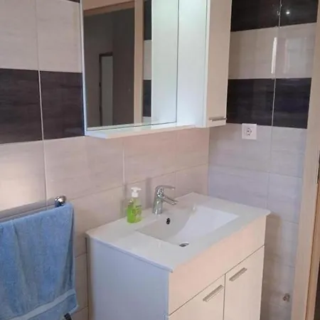 Holiday home House With A Parking Space Ostrvica, Omis - 21086 *